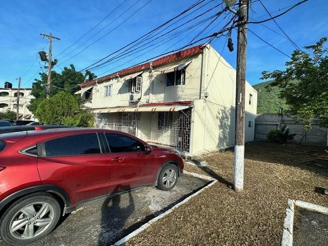 3 Bedroom Townhouse in Gated Complex — photo 2