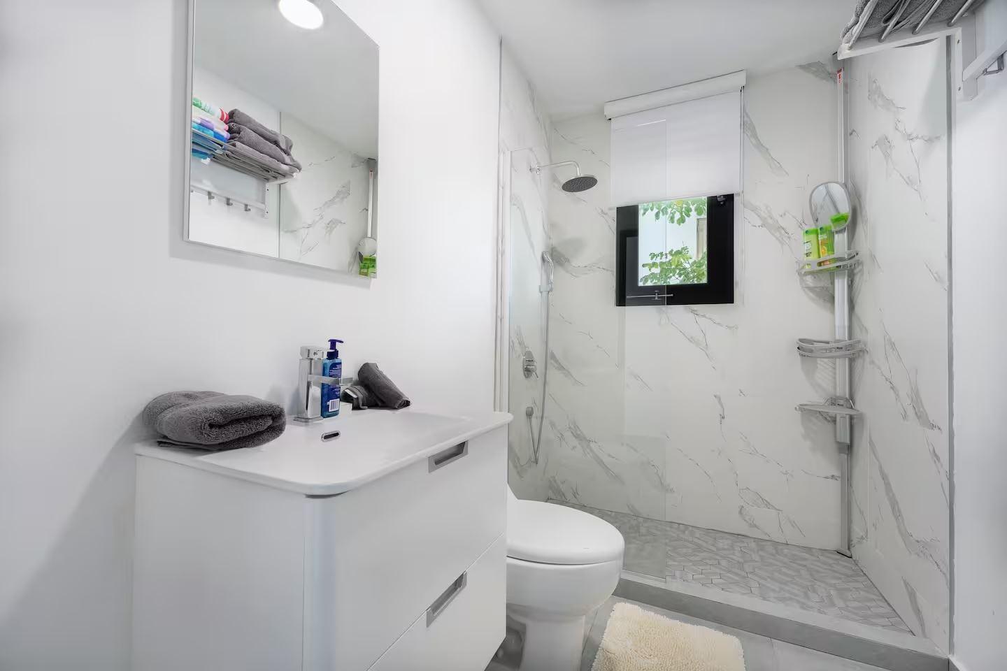 Multifamily Property in Prime San Juan Location — photo 3