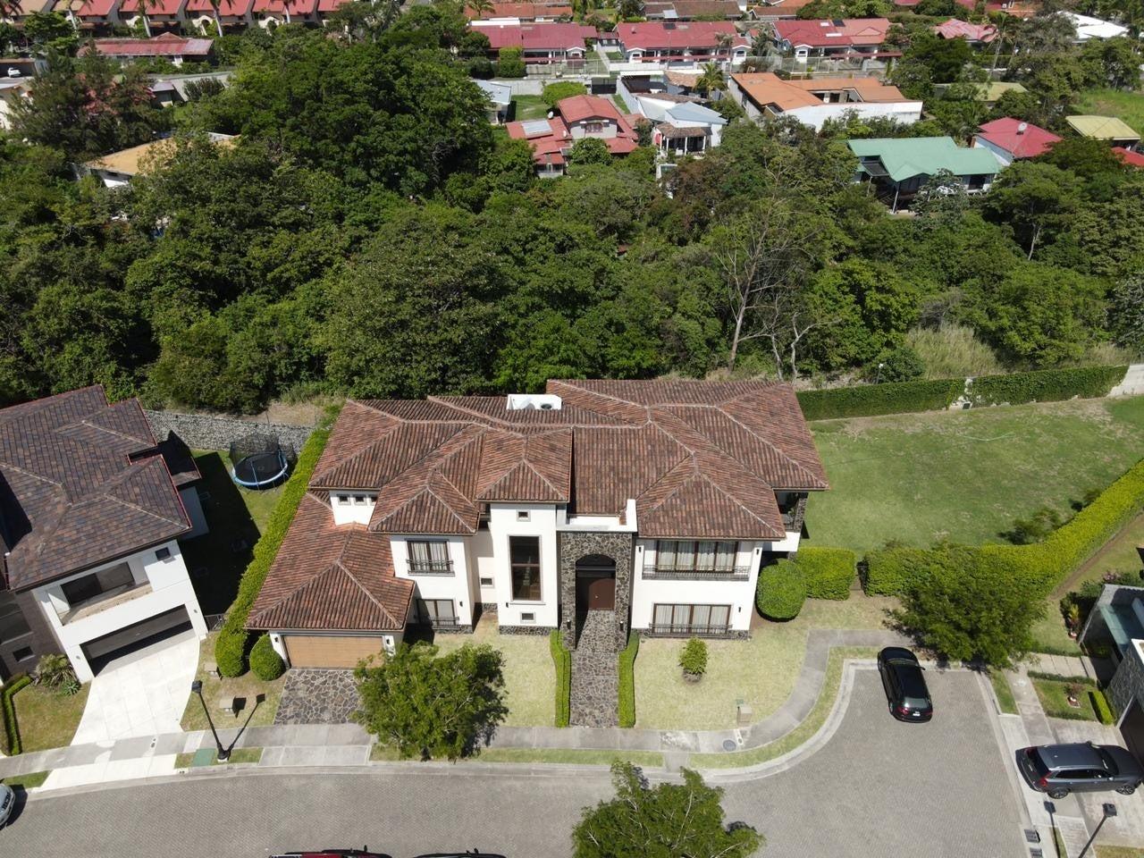 4-bedroom house in Hacienda Del Sol, Santa Ana, Costa Rica — photo 2