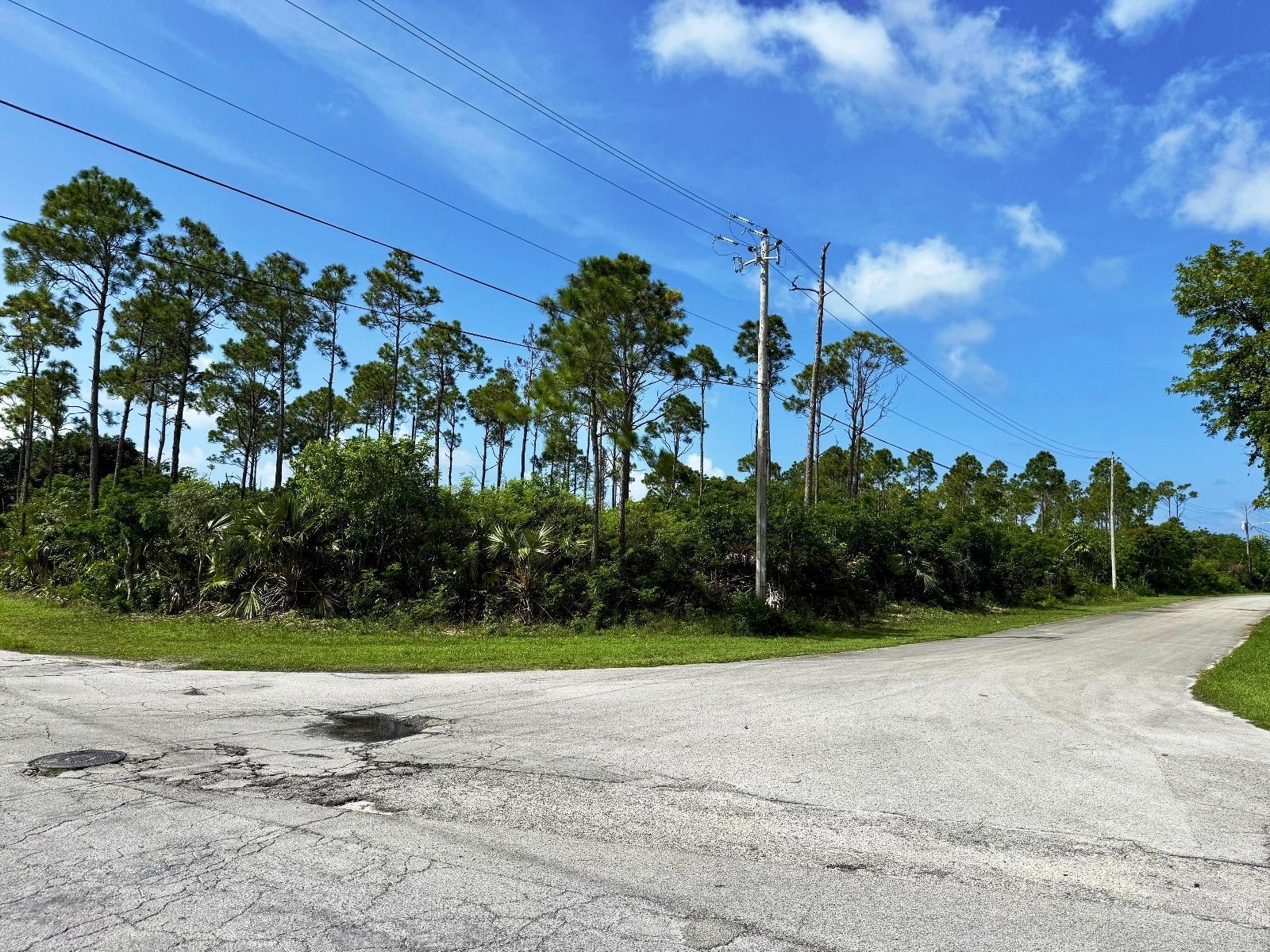 BAHAMIA NORTH, LOT 1 — photo 3