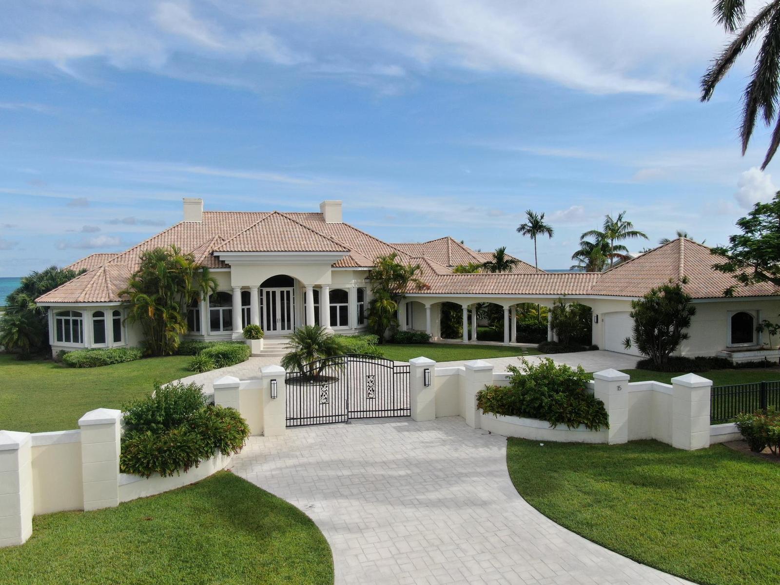 5 bedroom Residence for sale — photo 1
