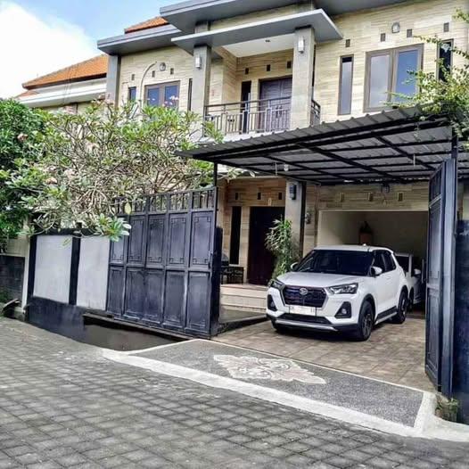 4-bedroom house in Denpasar — photo 1