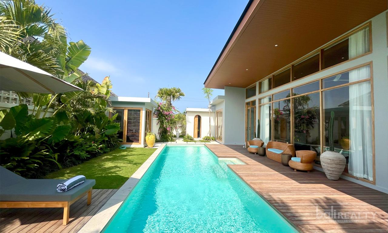 Beautiful and Cozy Four-Bedroom Family Villa for Yearly Rental in Umalas — photo 3