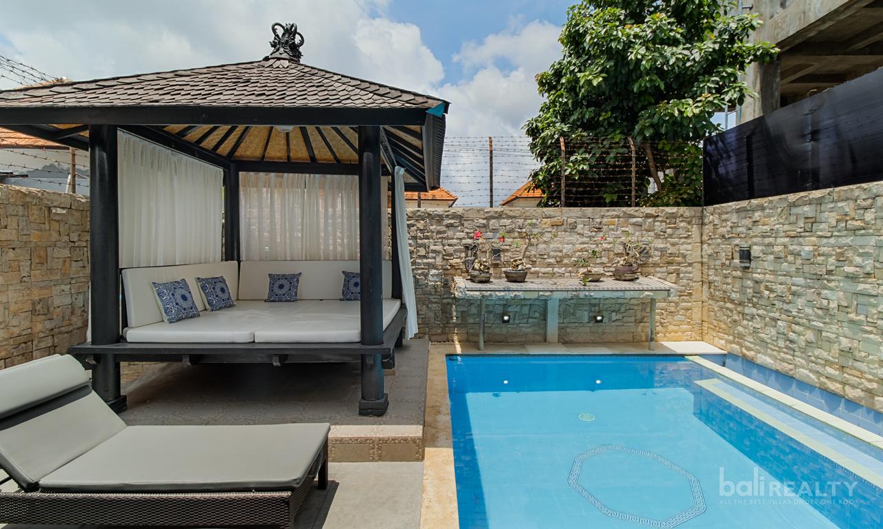 Cute and Affordable Two-Bedroom Freehold Villa in Jimbaran — photo 4