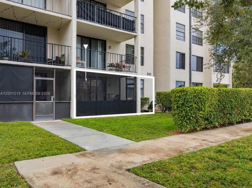 1 bedroom property for sale — Tamarac Gate One Condo 1BR Opportunity at 6193 Rock Island Rd #105, Tamarac, Florida, USA — photo 1