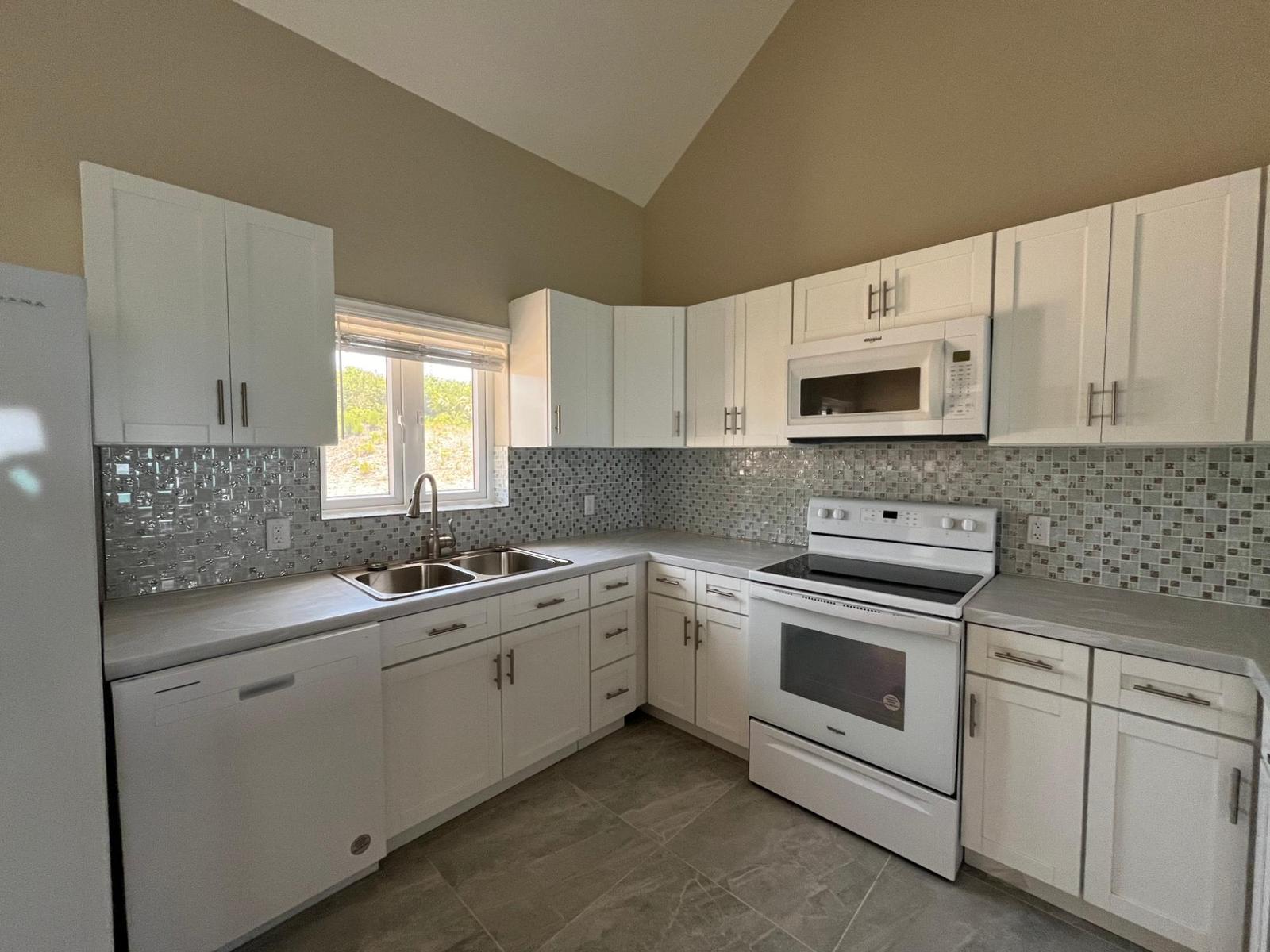 4 bedroom Residence for sale - Blue Bliss BETTY ROCKWELL DRIVE, Abaco Islands — photo 5