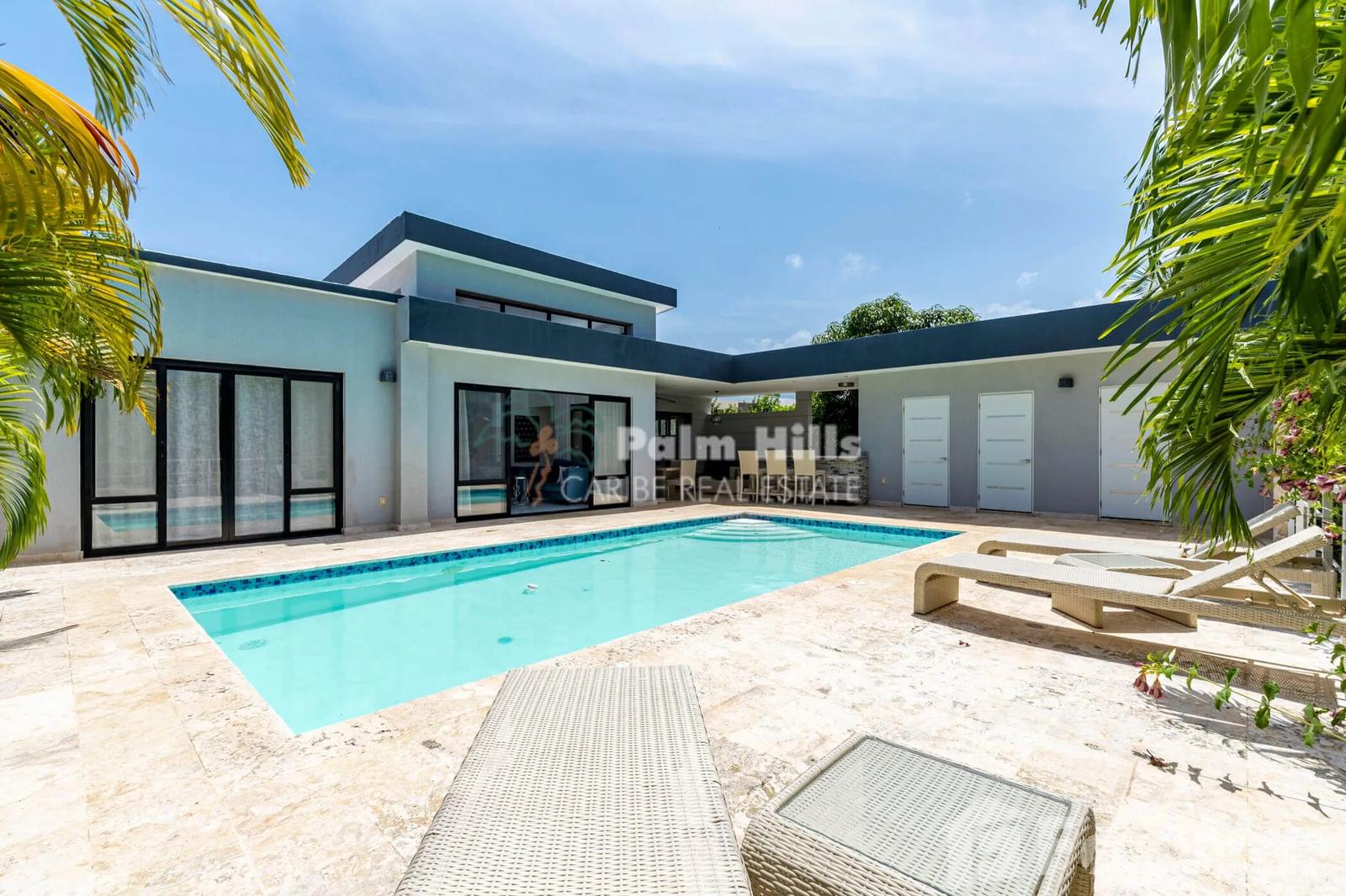 2 Bedroom Villa for sale at Casa Linda — photo 1