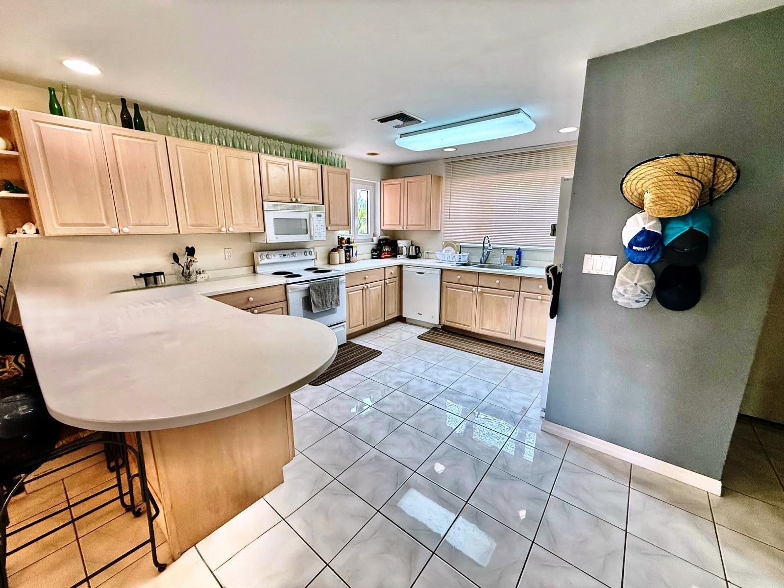 3 bedroom Apartment for sale — BELL CHANNEL in Grand Bahama, The Bahamas — photo 2