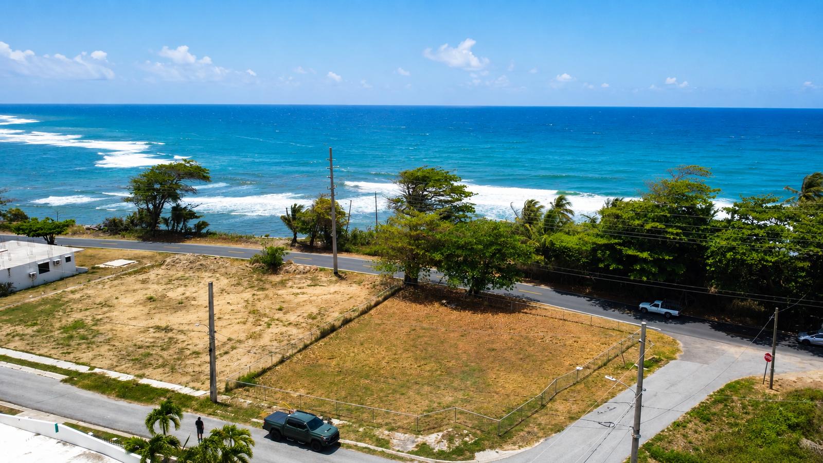 Flat oceanfront land lot for sale in Patillas, Puerto Rico — photo 3