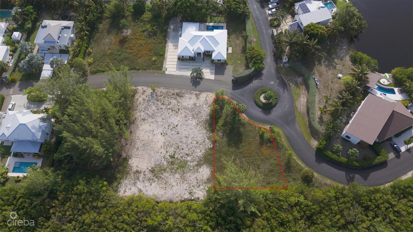 0.2870-Acre Corner Lot in The Lakes, South Sound — photo 5