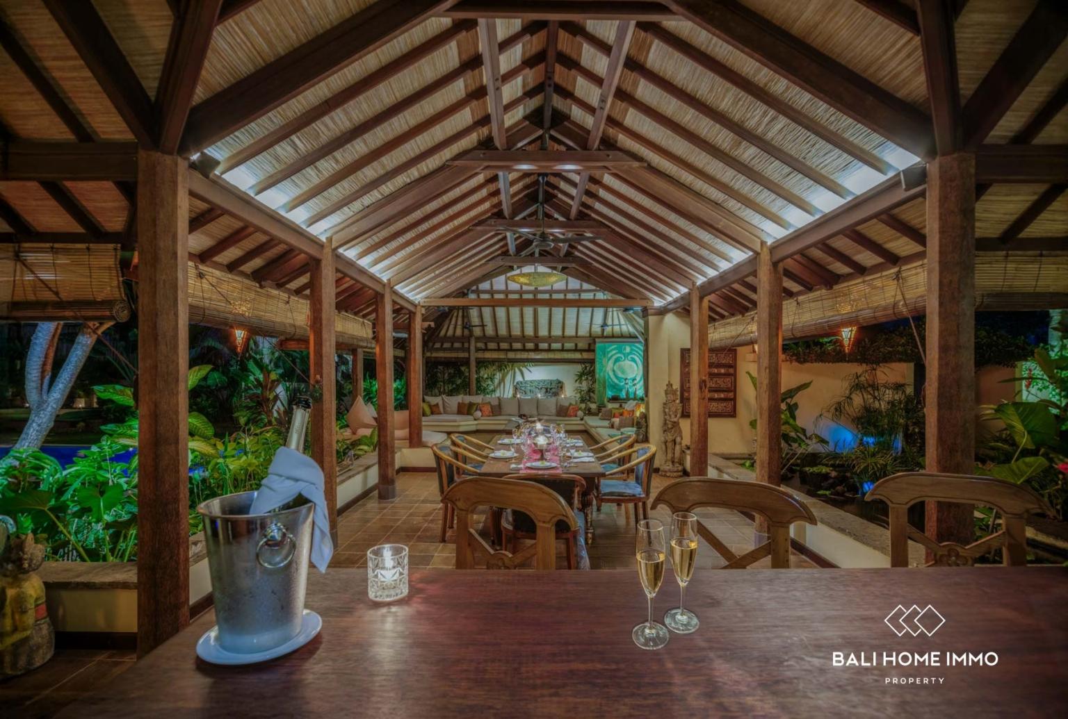 A LEGENDARY 4 BEDROOM VILLA FOR LEASEHOLD SALE in SEMINYAK BALI — photo 5