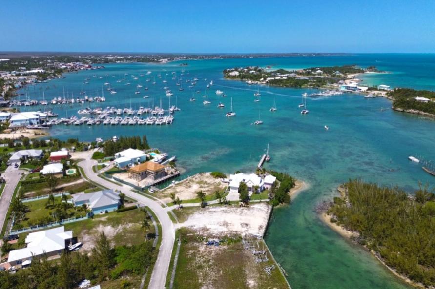 Royal Harbour Bahamas 0.35 Acre Lot — photo 1