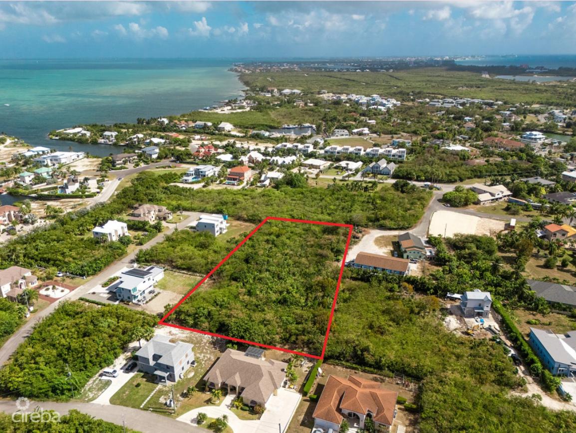 2.02 Acres on Shorelink Terrace, West Bay — photo 2