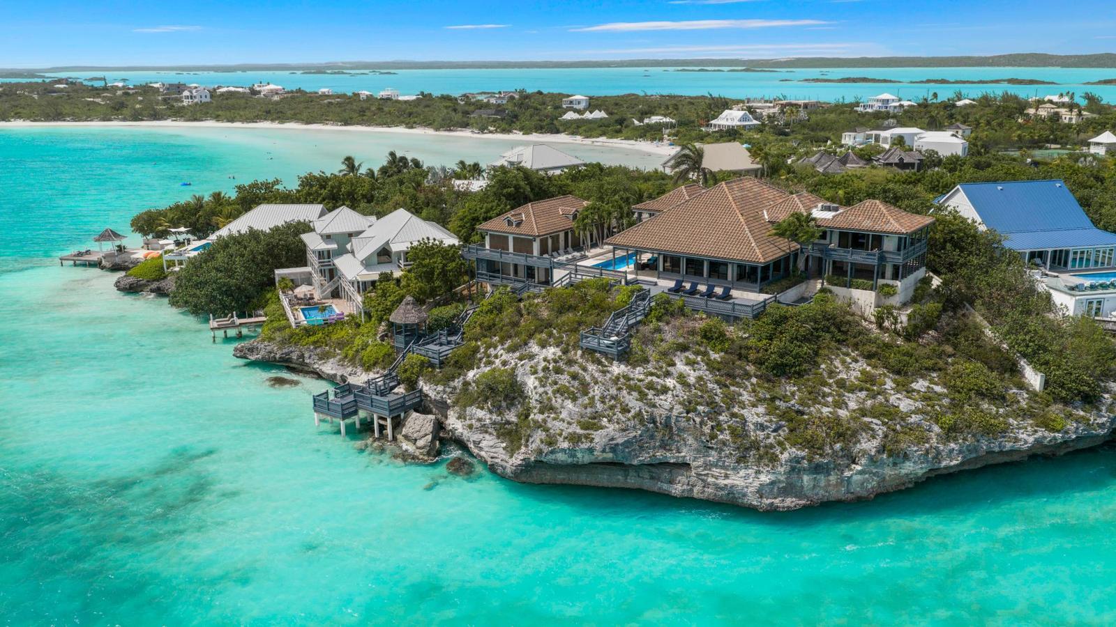 6-bedroom villa in Sapodilla Bay, Turks and Caicos Islands — photo 2
