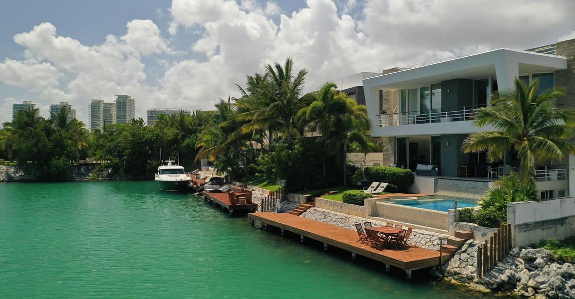4 Bedroom Waterfront Home for Sale, Puerto Cancun, Mexico — photo 2
