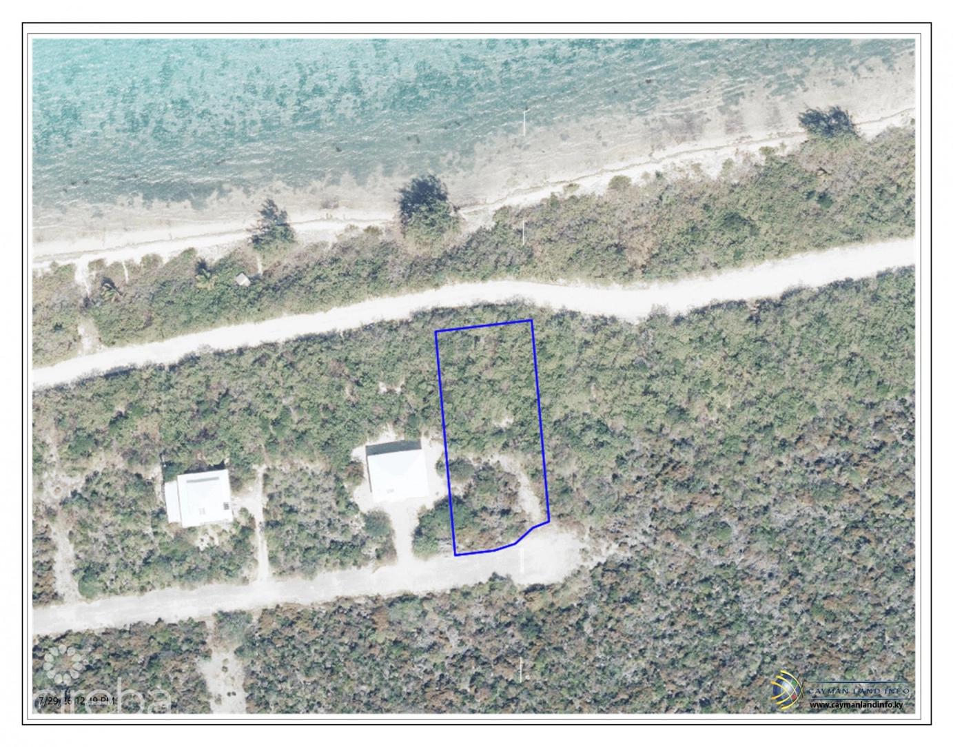 Little Cayman Beachfront .73 Acres — photo 4