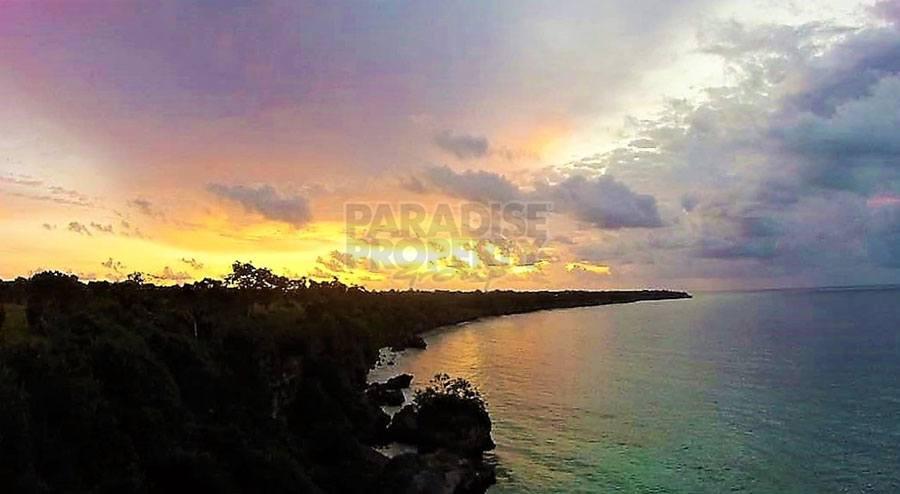 7287m2 Of Beautiful Absolute Beachfront Land On The Developing Island Of Sumba (West Sumba) — photo 4