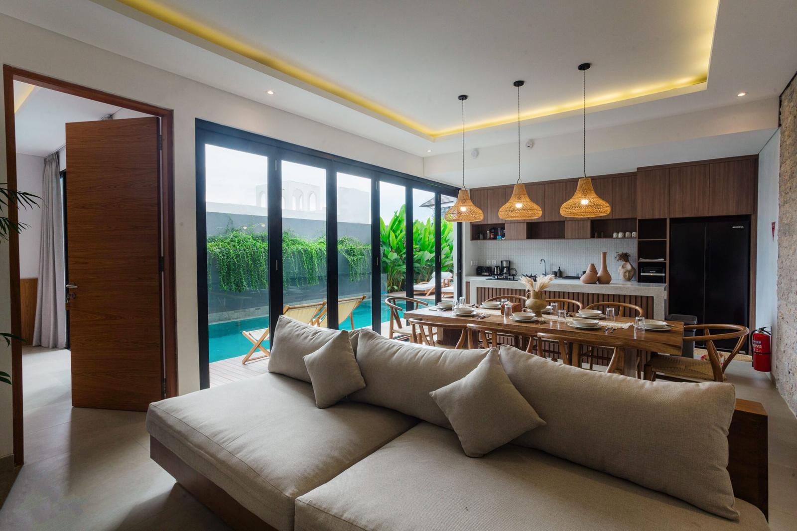 4-bedroom villa in Tibubeneng, Canggu — photo 4