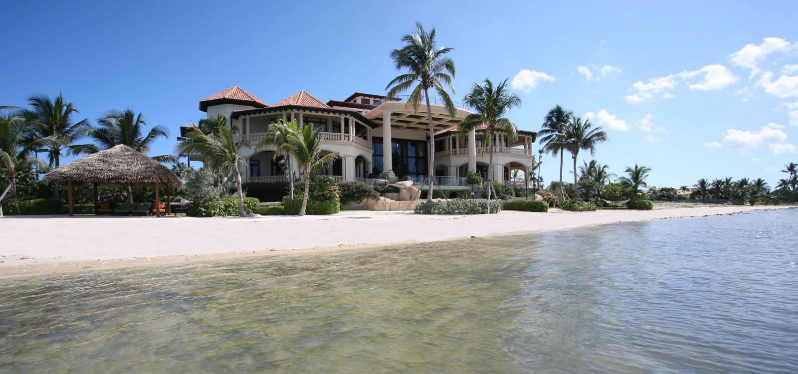 8 Bedroom Ultra-Luxury Beachfront Home for Sale, South Sound, Grand Cayman, Cayman Islands — photo 5