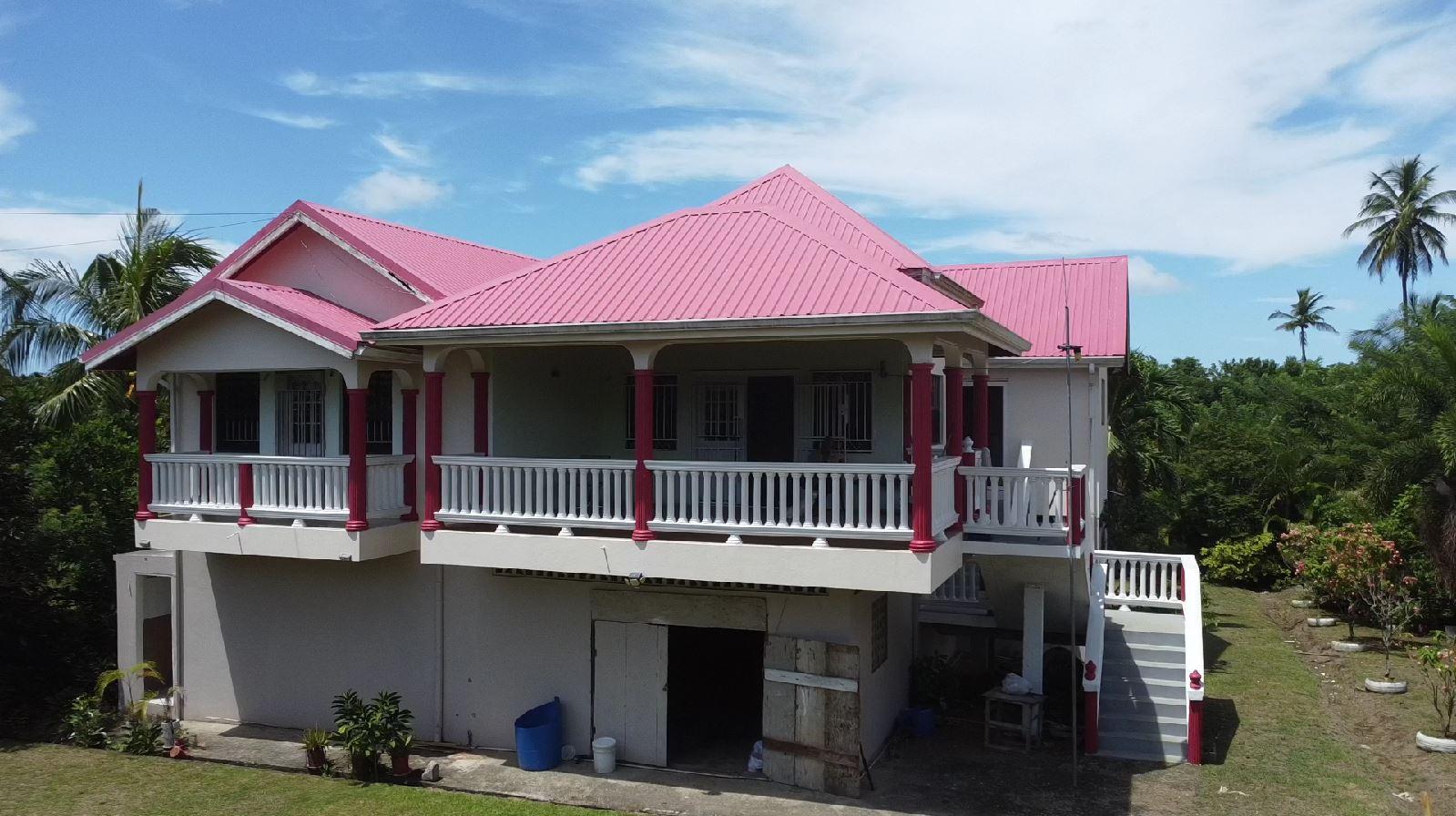 River Doree Gem - House with Stunning Views — photo 1