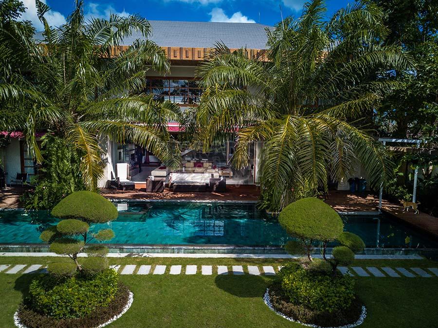 4 Bedroom Tranquil Paradise in Exclusive Umalas Location — photo 1