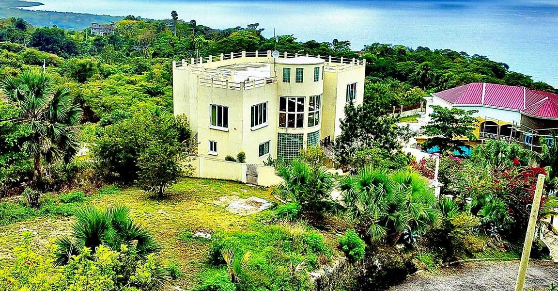6 Bedroom Home for Sale in Culloden, White House, Westmoreland, Jamaica — photo 2