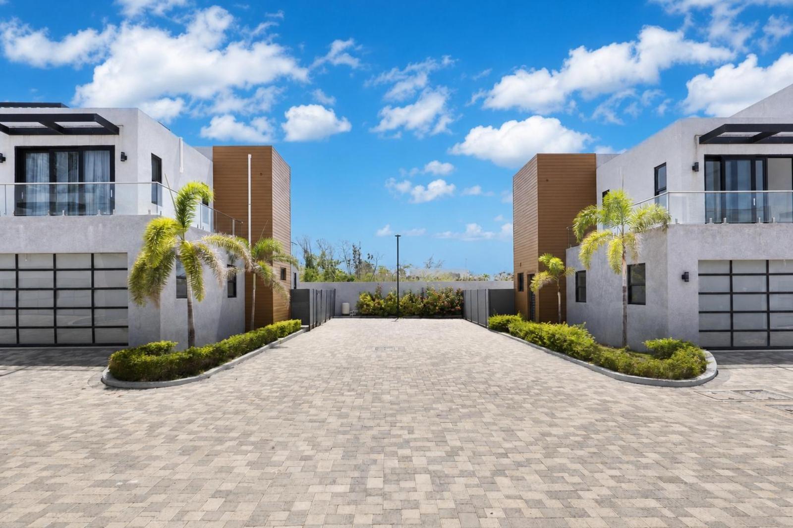 3-bedroom duplex in Discovery Bay, Jamaica — photo 2