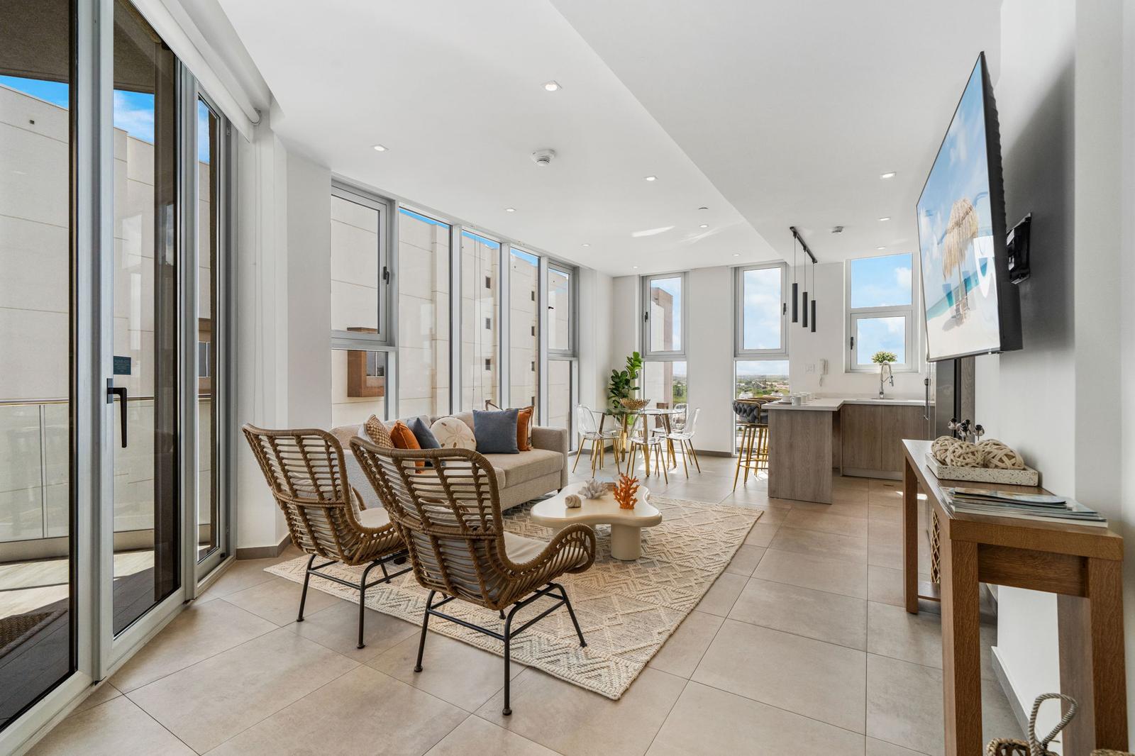 2 Bedroom Luxury Oceanfront Residence 6C for Sale — photo 3
