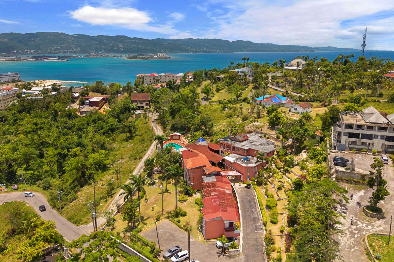 23 Bedroom Boutique Hotel for Sale, Montego Bay — photo 3