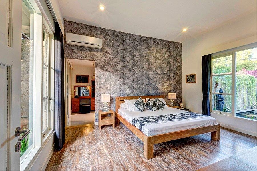 Beautiful Four Bedrooms Freehold Property for Sale in Kerobokan — photo 5