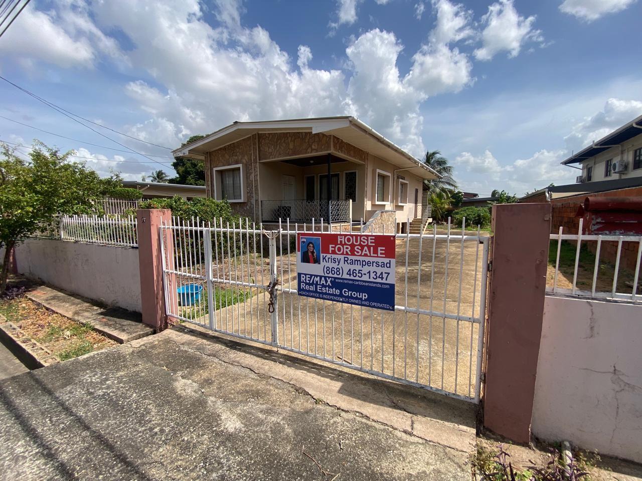 Land for sale in Barataria — photo 1