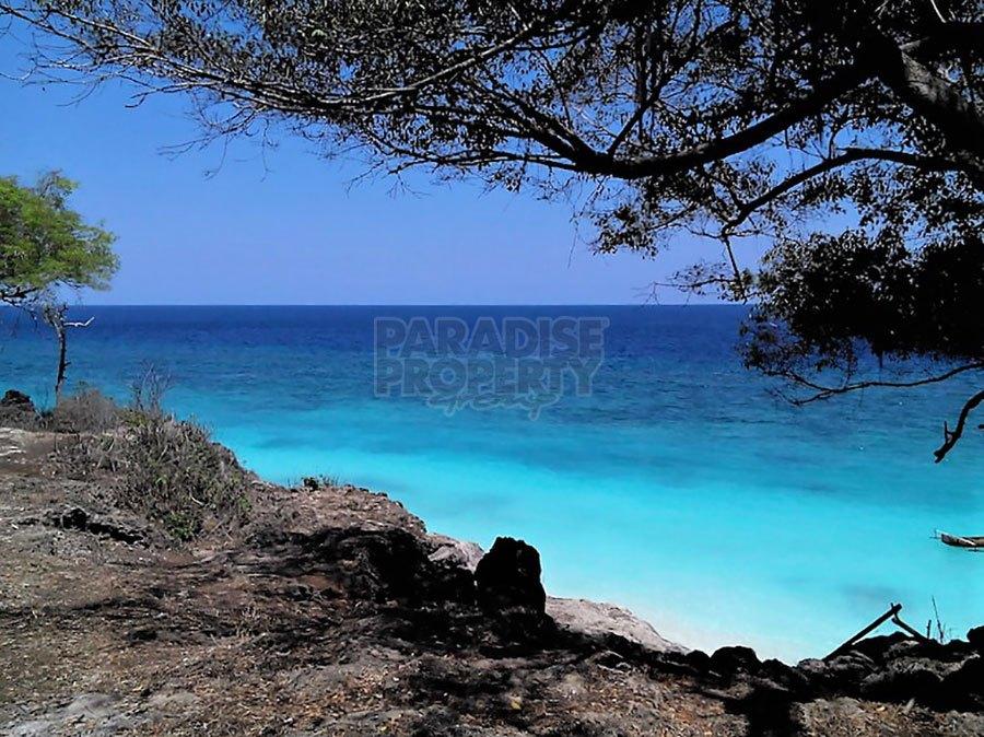 7287m2 Of Beautiful Absolute Beachfront Land On The Developing Island Of Sumba (West Sumba) — photo 2
