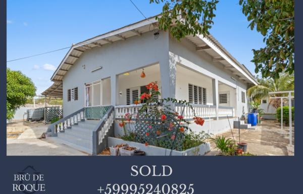 6 Bedroom Villa Under Contract in Grote Berg, Curaçao — photo 4