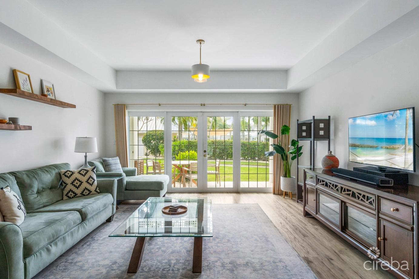 2 bedroom property for sale — Windsor Village Direct Ocean Front 2 Bedroom in the Cayman Islands — photo 4