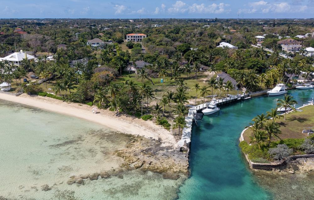 Coconut Point, Beachfront Estate with Dockage - MLS 66598 — photo 1