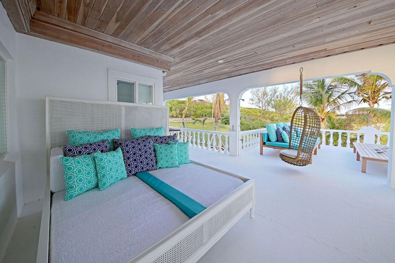 3 Bedroom Residence for sale on LAZY SHORE ROAD in Eleuthera, The Bahamas — photo 4