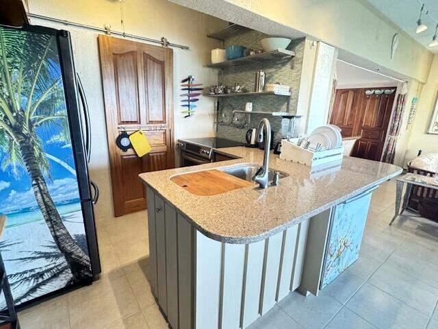 1 bedroom Condominium for sale — photo 2