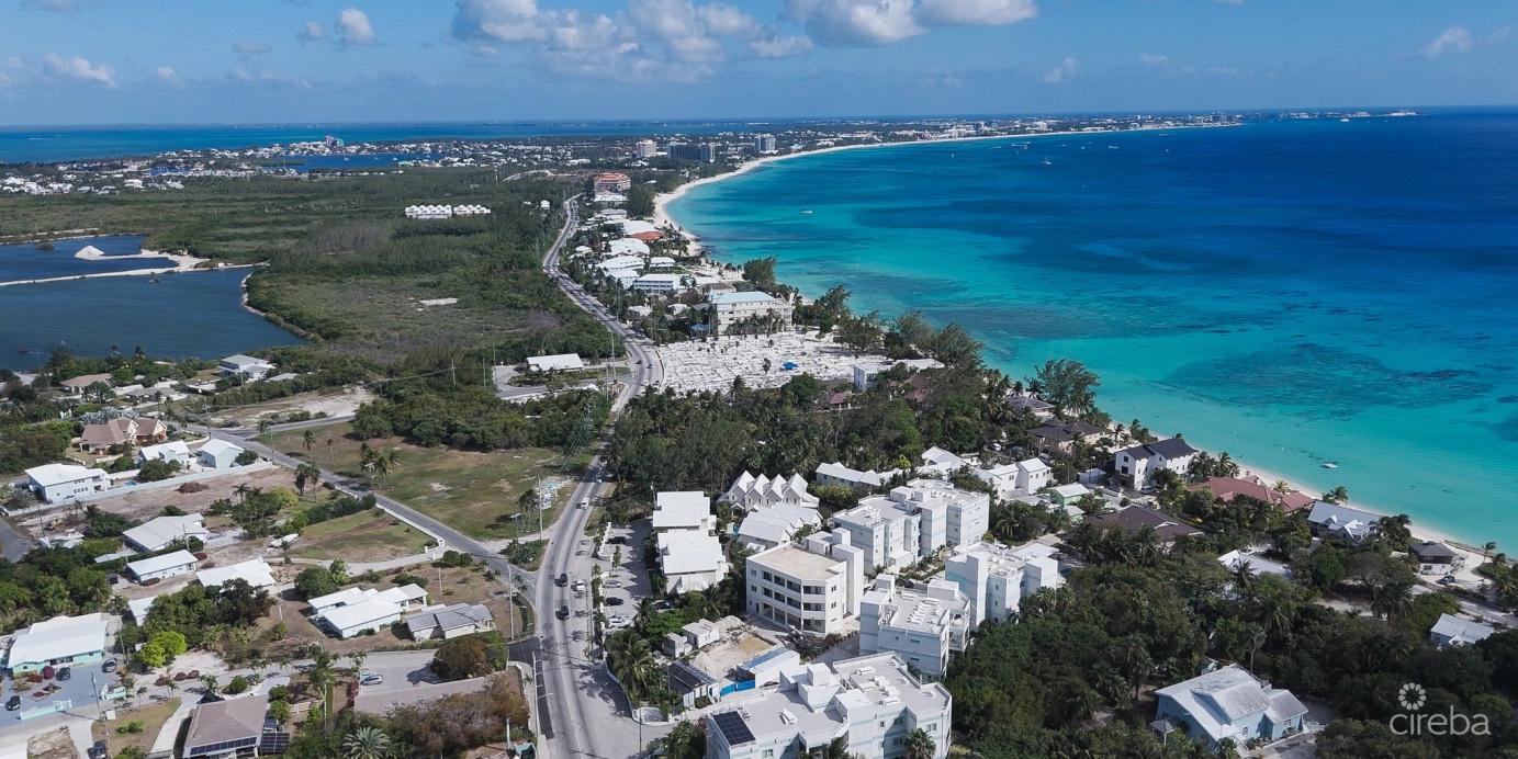 5 Bedroom Condo for Sale in Boggy Sands Club Coral 1, Cayman Islands — photo 4