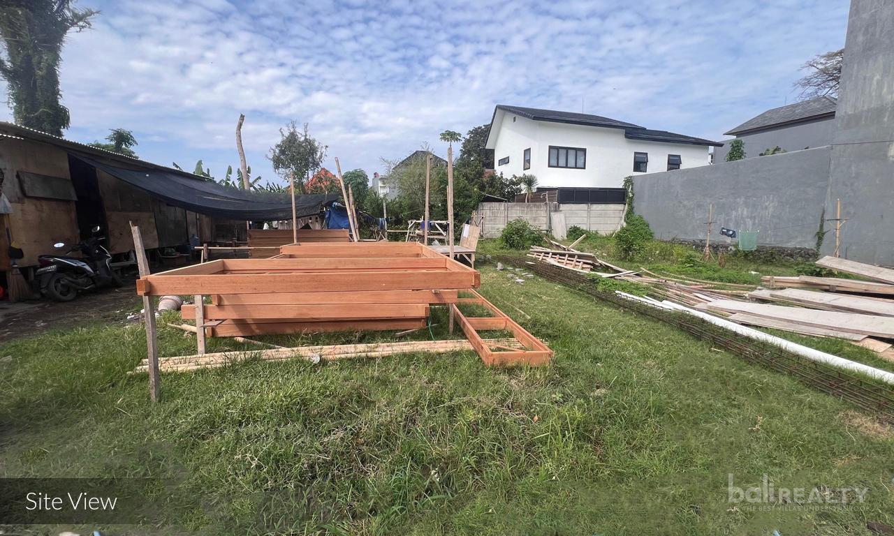 Quiet and Strategic: 5.3 ARE Plot Available in Batursari Sanur – 2765 — photo 1