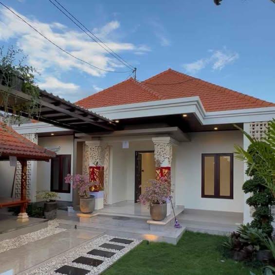 4-bedroom house in Denpasar — photo 1