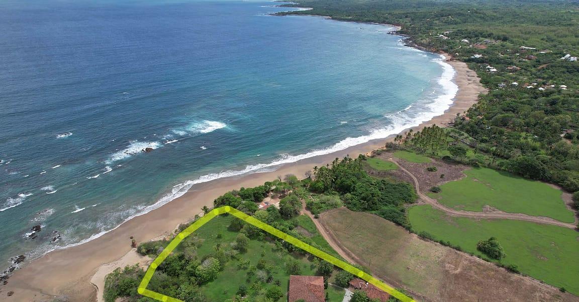 4 Bedroom Beachfront Property for Sale, Los Destiladeros, Pedasi, Panama — photo 4