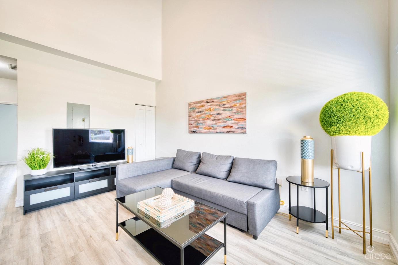 Executive Suites - 2 Bed Apartment - Unit 30 — photo 2