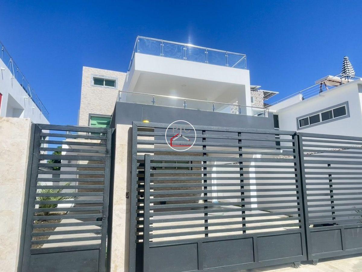 Premium Three-Story Residence in the Bayardo Gated Community — photo 1