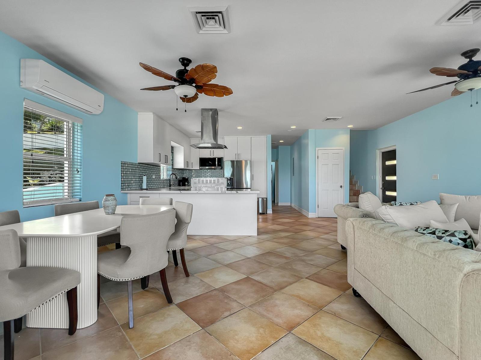 3 bedroom Residence for sale — 2 WEST BAY ST. — photo 3