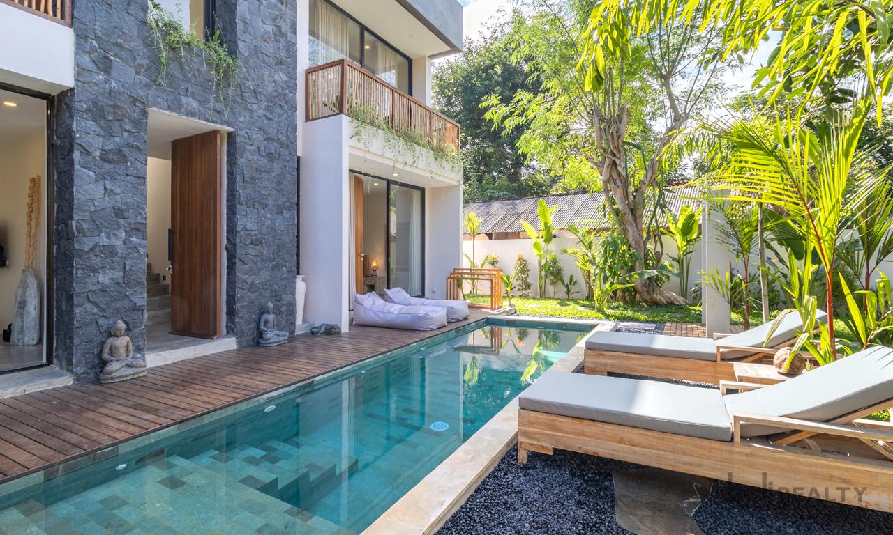 Newly Built Spacious Three-Bedroom Villa in Uluwatu’s Lifestyle Hub -2789 — photo 3