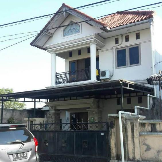 4-bedroom house in Denpasar — photo 1