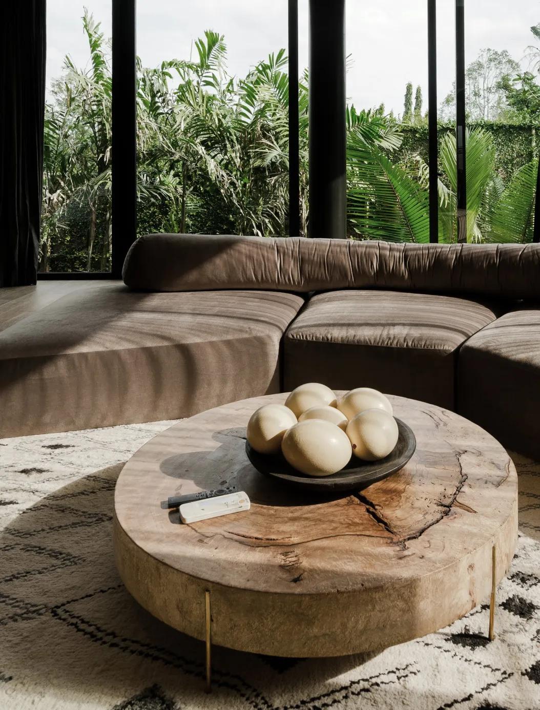 Lavish Sleek 6 Bedroom House in Bali, Indonesia — photo 4