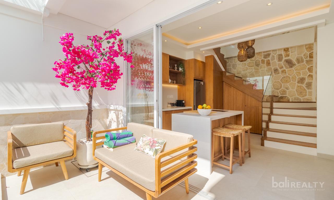 Three-Bedroom Villa in Prime Central Legian: Ideal for Living & Investment — photo 3