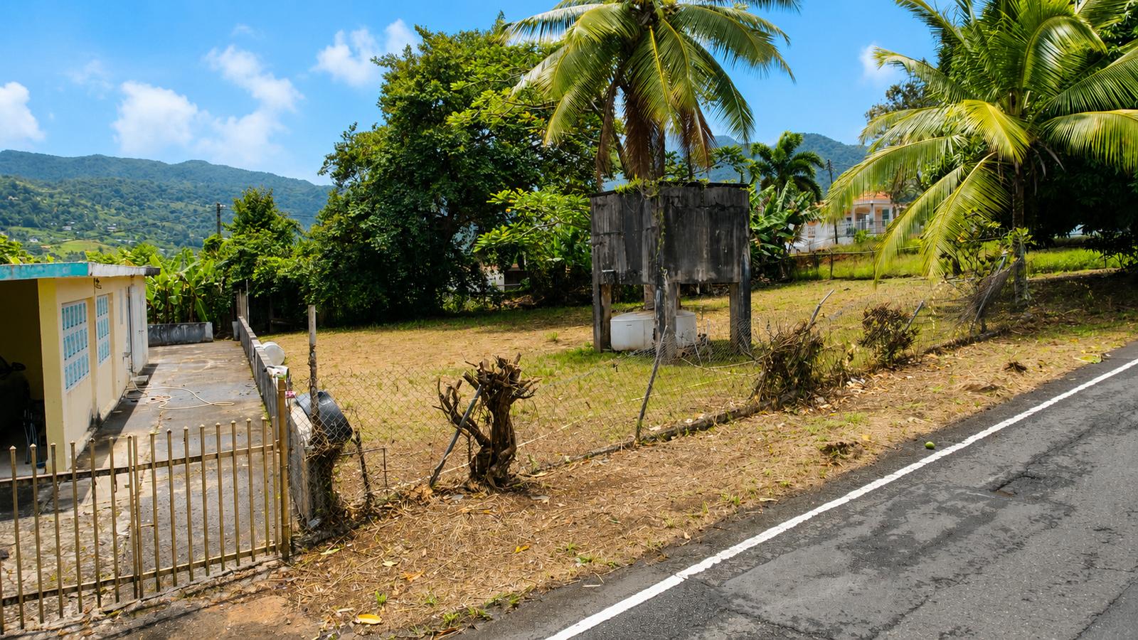 House for sale with big lot in Rio Grande PR — photo 3