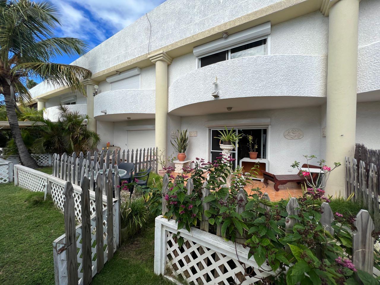 2 Bedroom Townhouse for Sale, Almond Grove Estate, Cole Bay, St Maarten — photo 2